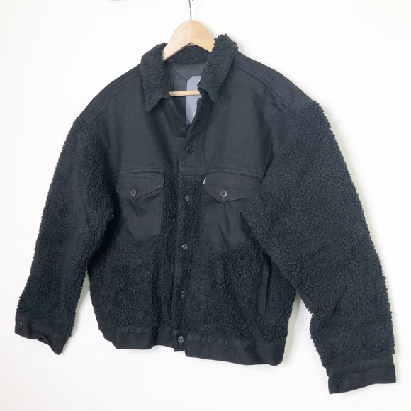 LEVI’S black denim Sherpa trucker jacket - Picture 9 of 14